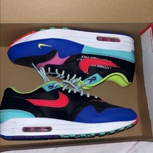 Nike Air Max 1 Black Hyper Grape